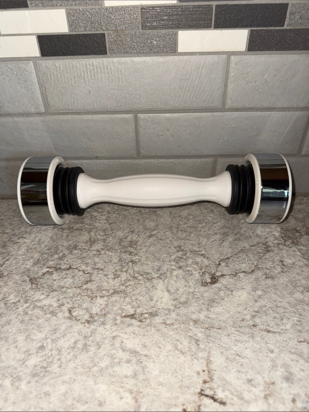 Shake Weight 2.5 lb Exercise weightlifting muscle building